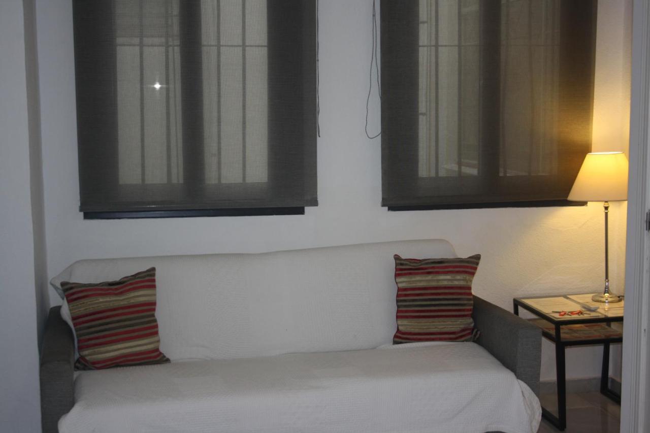 Apartamentos Avenida Seville Exterior photo